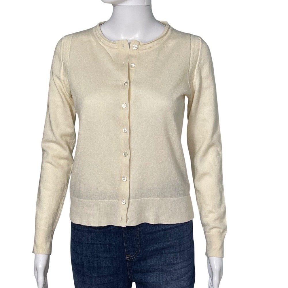 Banana Republic Womens Cream 100% Extra Fine Merino Wool Button Cardigan Medium